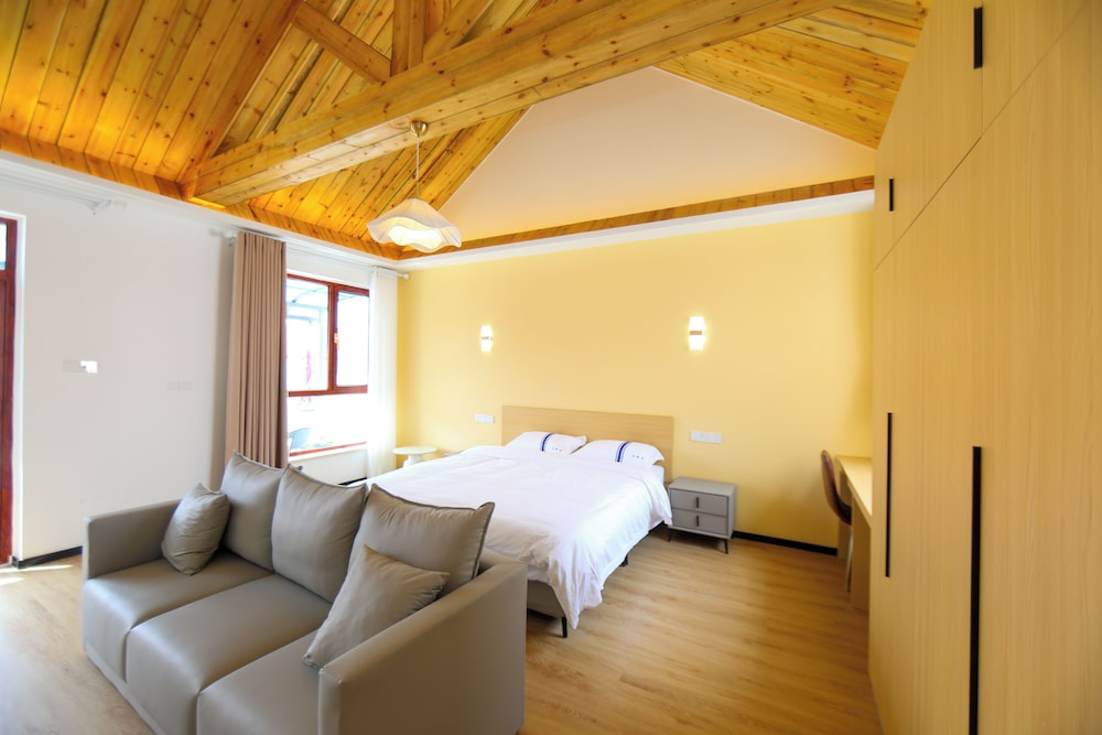 Comfort Triple Room