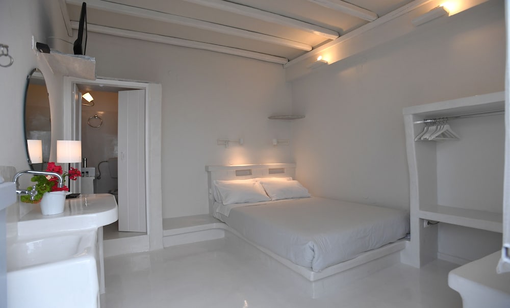 Standard Room, 1 Bedroom photo 2