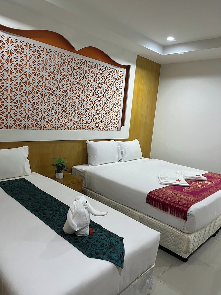Triple Room, Balcony - Photo 15