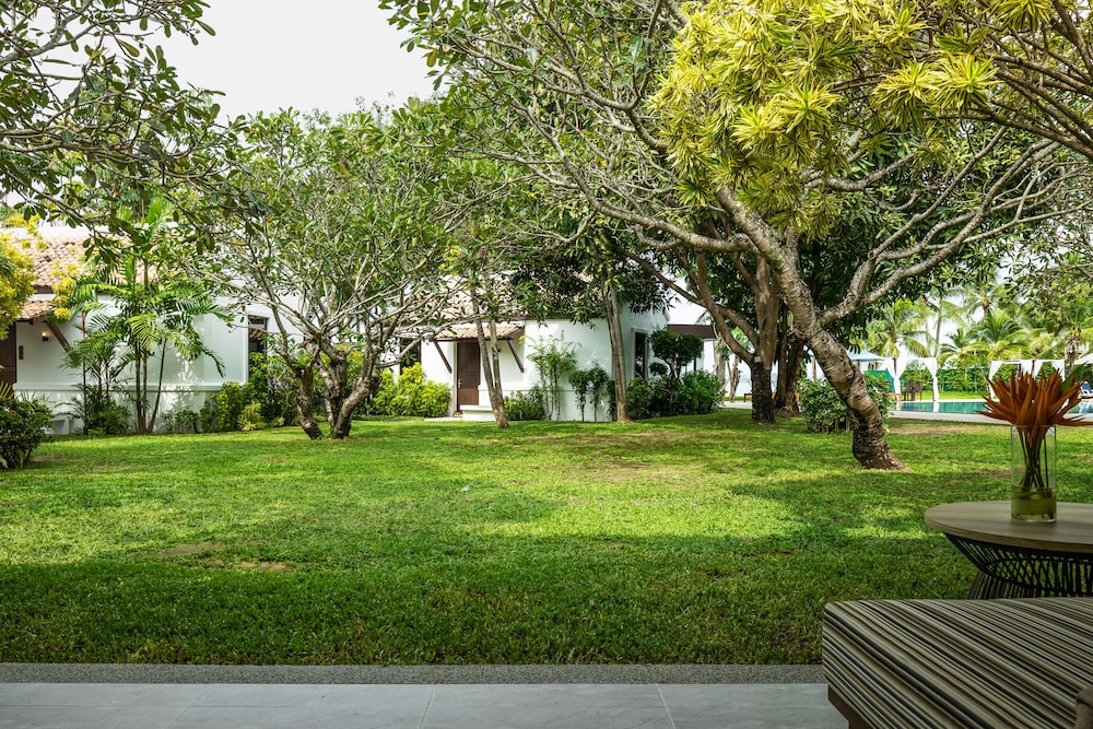 Tropical Villa thumbnail 6