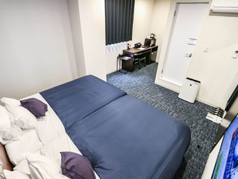 Twin Room, Non Smoking - Photo 3