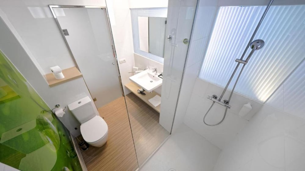 Superior Double Room, Balcony, Sea View - Photo 10