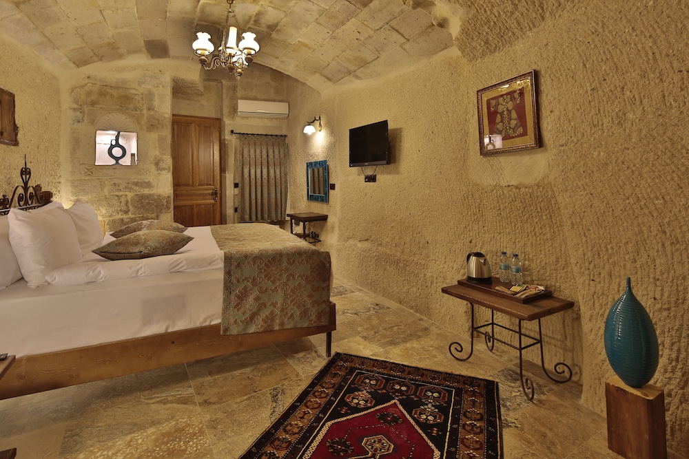 Deluxe Room, Hot Tub photo 2