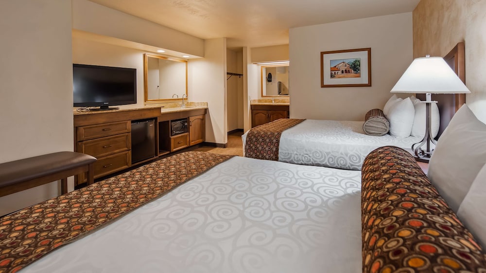 Standard Room, 2 Queen Beds, Accessible, Non Smoking (Walk-in Shower) - Photo 3