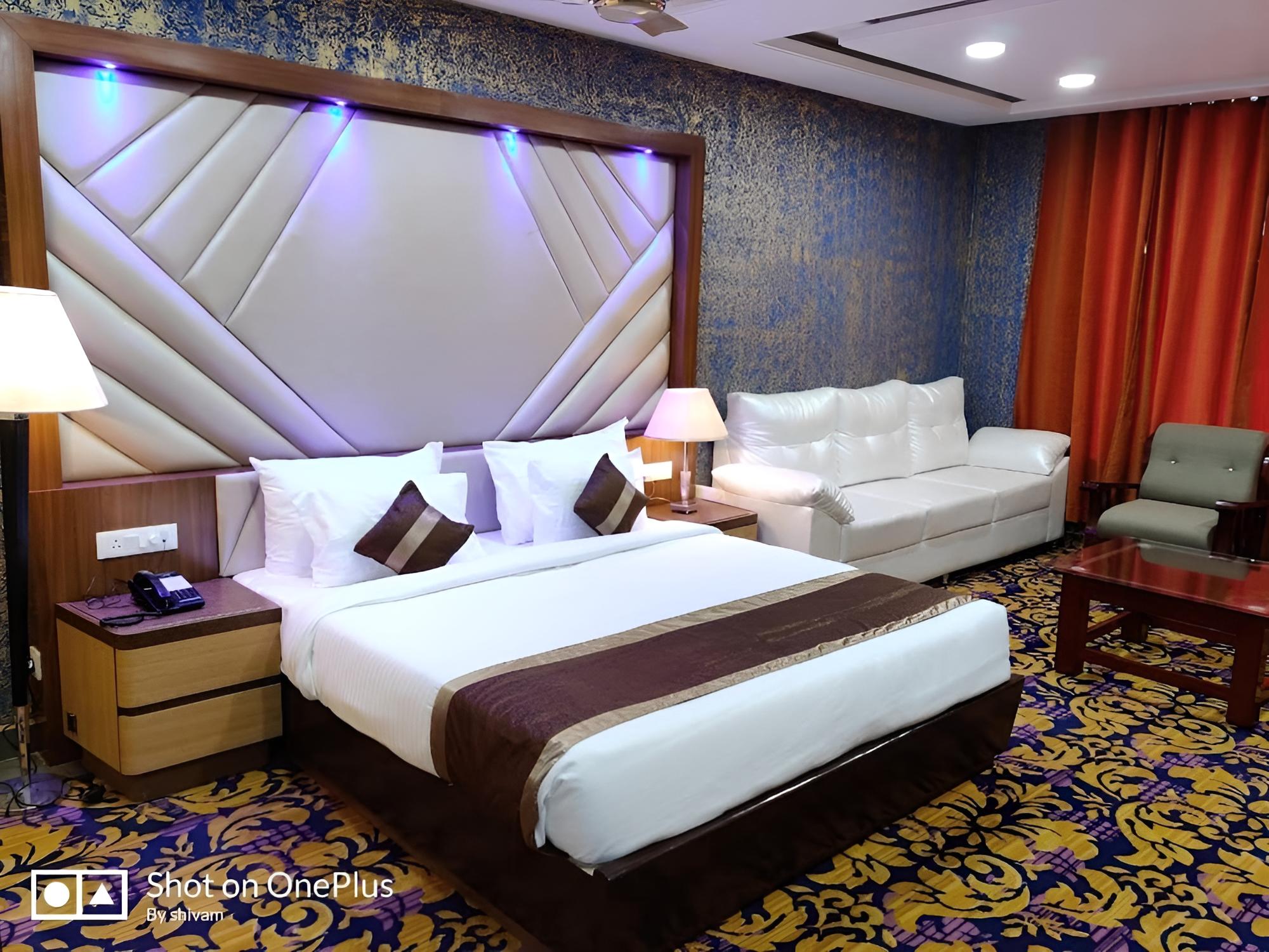 Executive Room photo 1