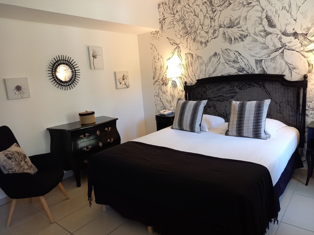 Comfort Room photo 1