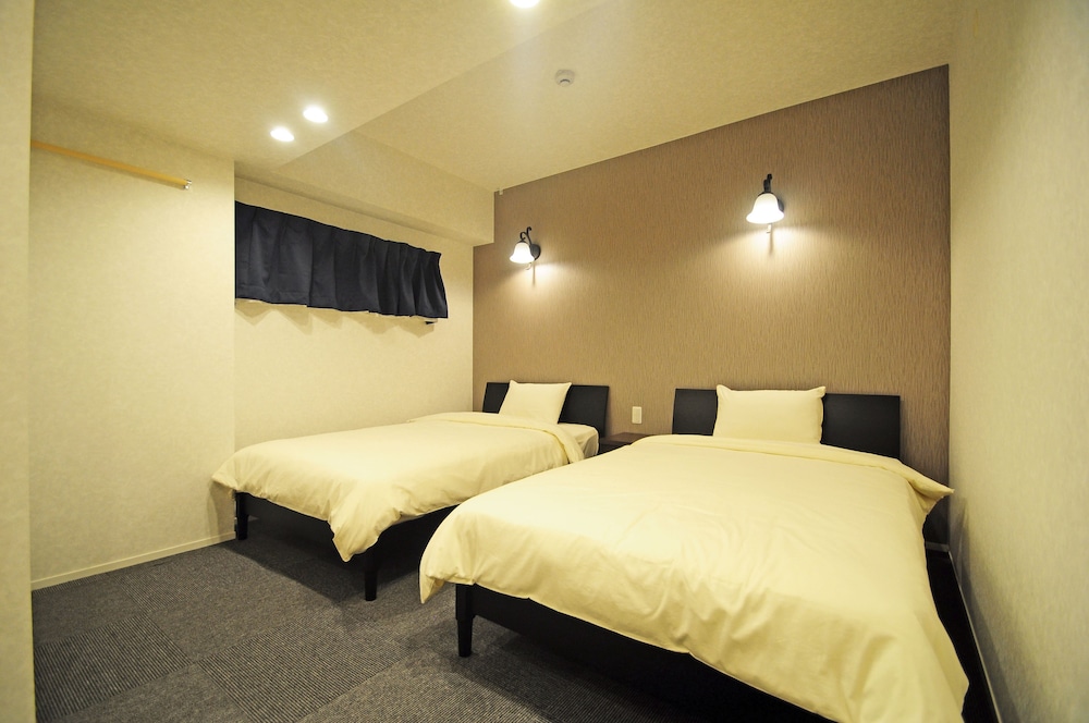 Twin Room, Non Smoking (Large)