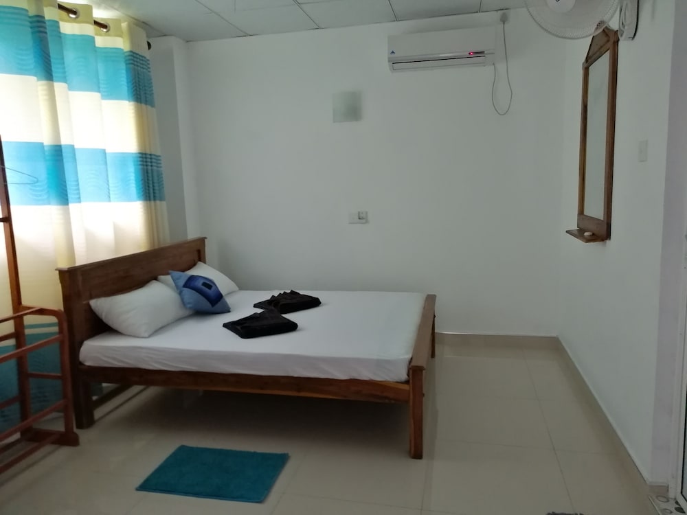Comfort Double Room Single Use, Non Smoking, Mountain View photo 3