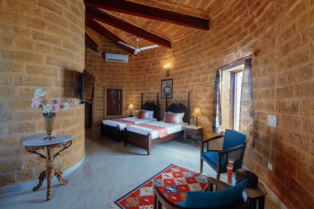 Luxury Room, 1 Bedroom, Non Smoking, Resort View