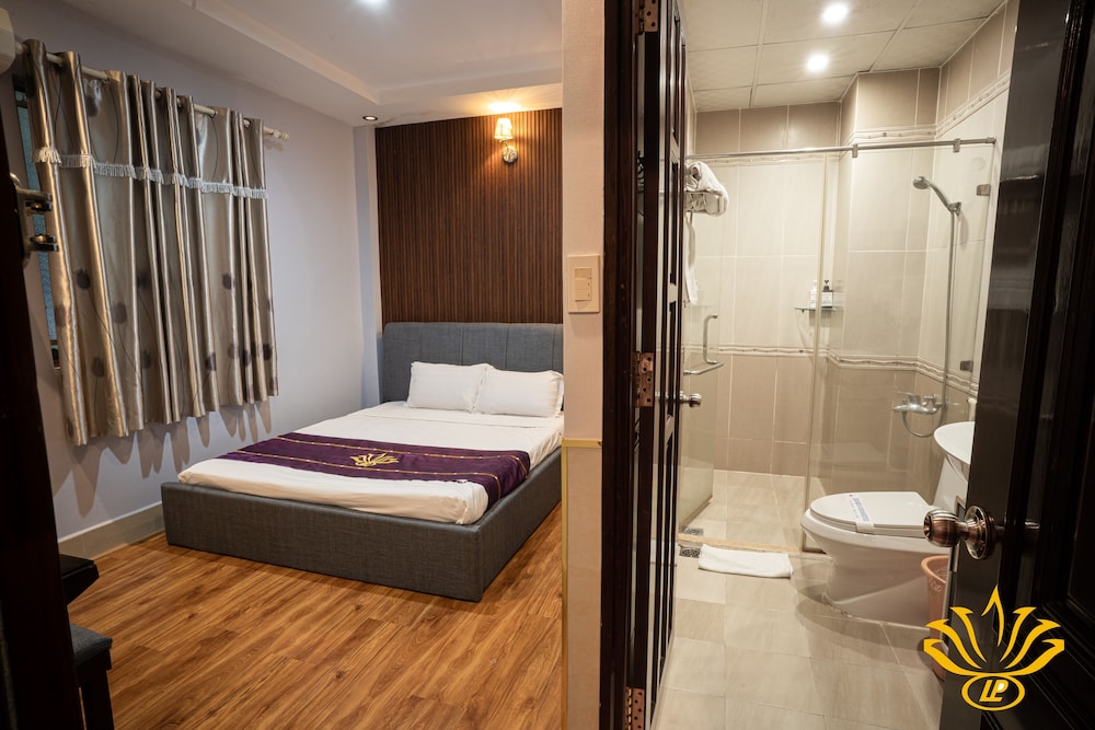 Economy Double Room photo 3