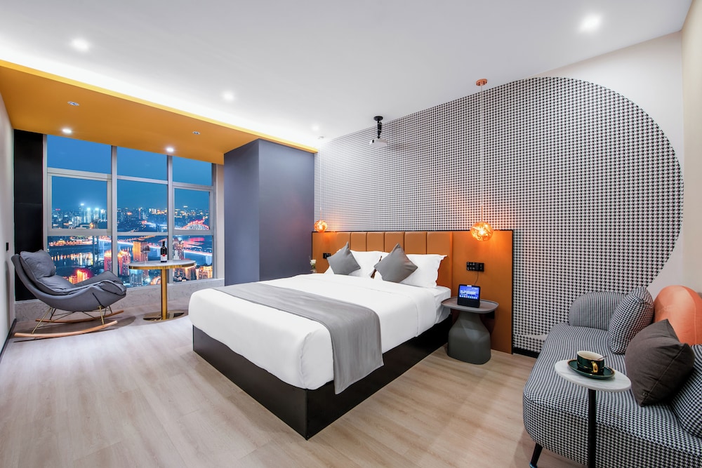 Classic Double Room, Air conditioning, City View