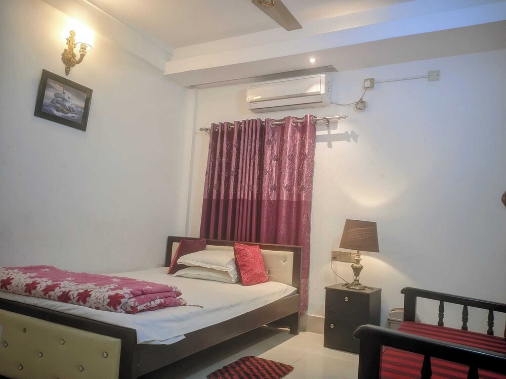 Deluxe Double Room, Balcony, City View photo 3