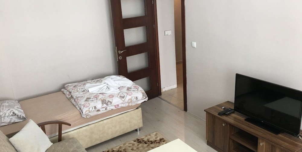 Apartment, 3 Bedrooms photo 2