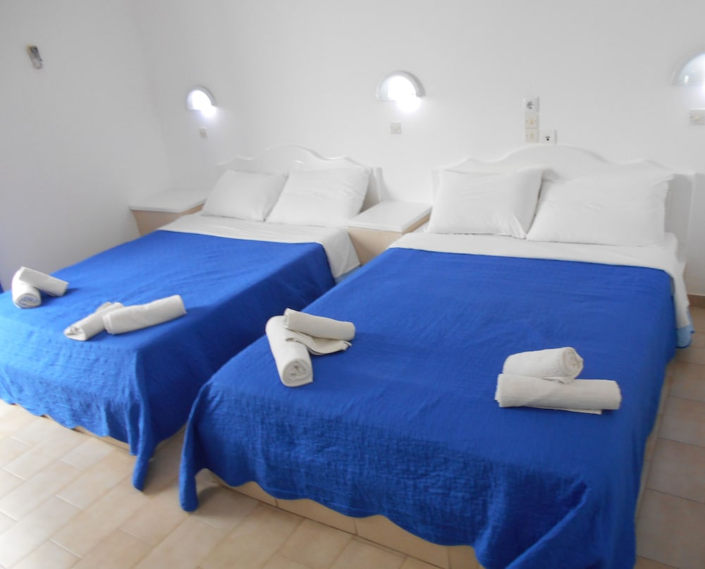 Family Quadruple Room, Balcony, Garden View
