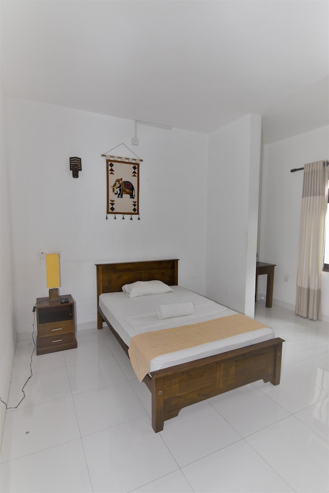 Standard Single Room, 1 Bedroom, Non Smoking, Mountainside photo 3