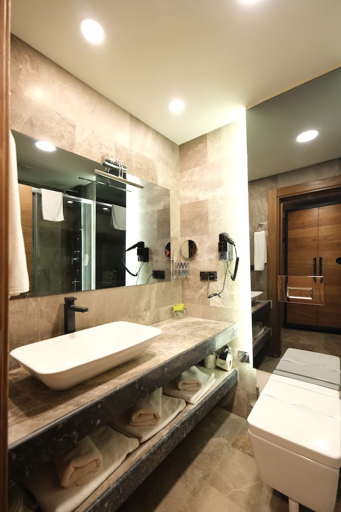 Deluxe Twin Room photo 2