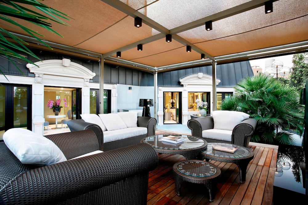 Royal Suite, 4 Bedrooms thumbnail 6