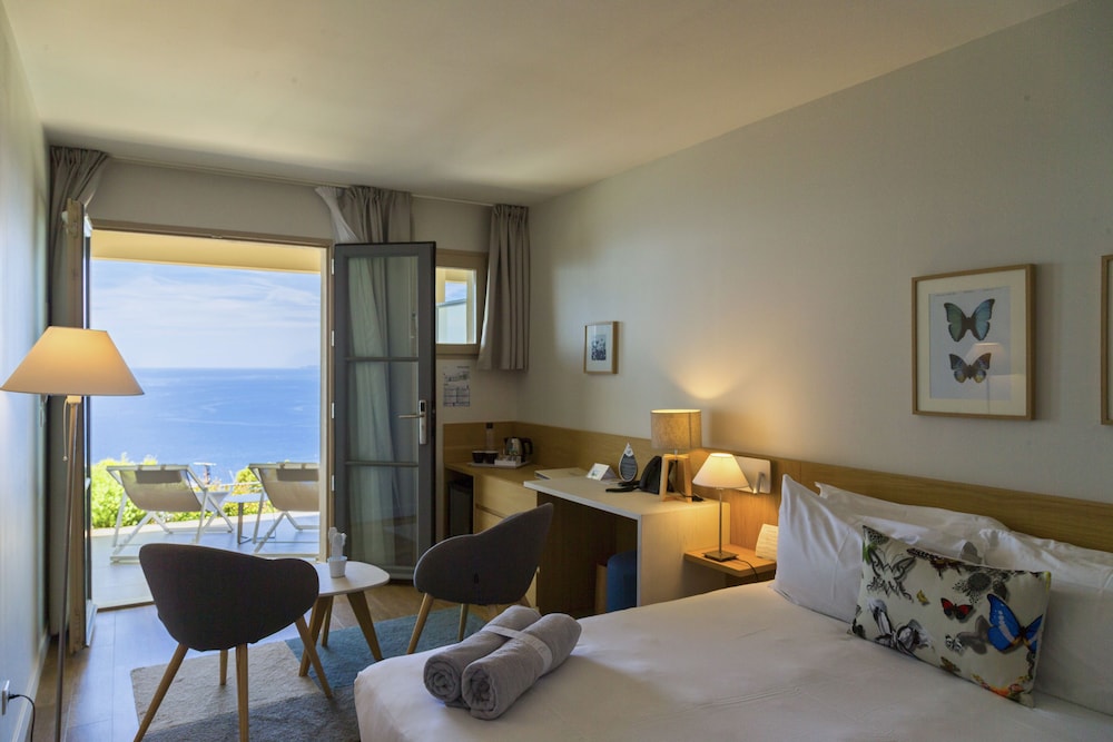 Superior Room Ground Floor Sea View