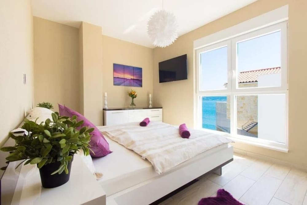 Villa, 4 Bedrooms, Smoking, Private Pool