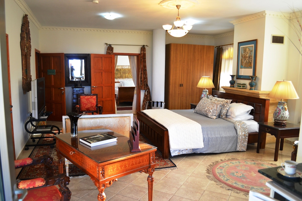 Presidential Suite With Private Terrace And City View