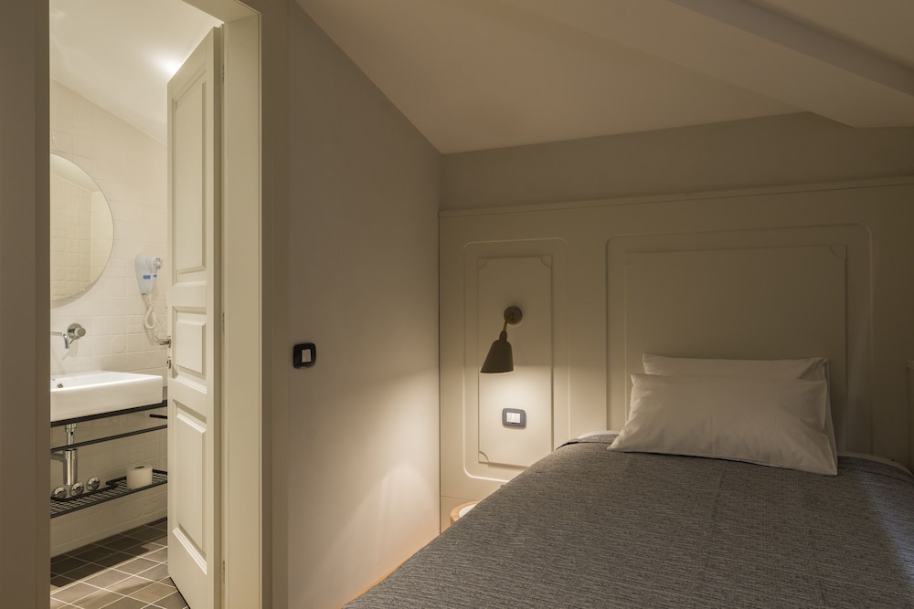 Standard Single Room photo 1