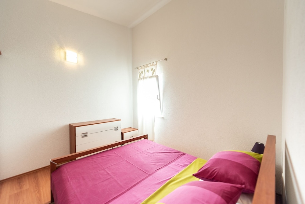 Apartment (Comfort Two Bedroom Apartment-A4)