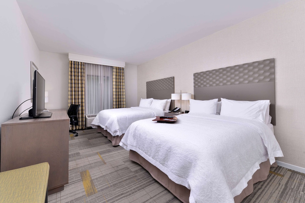 Room, 2 Queen Beds, Accessible, Non Smoking