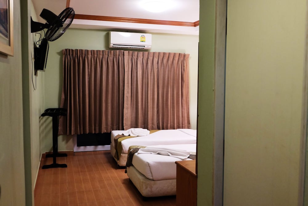 1 Twin Bed Room photo 1