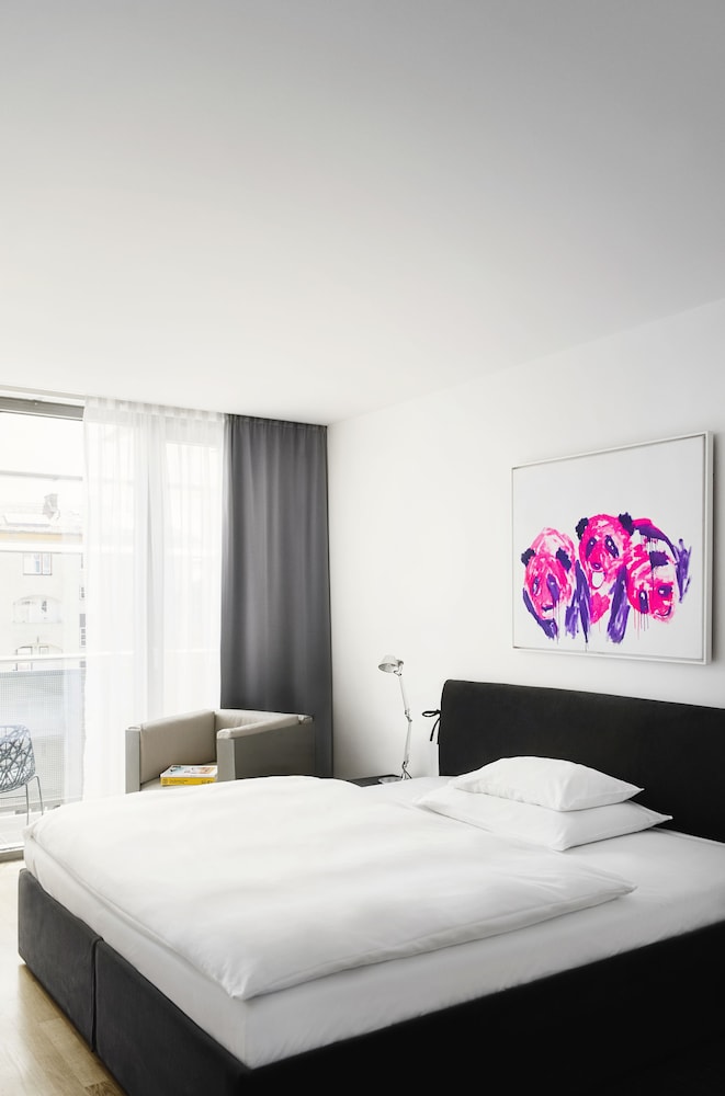 Business Double Room Single Use photo 1