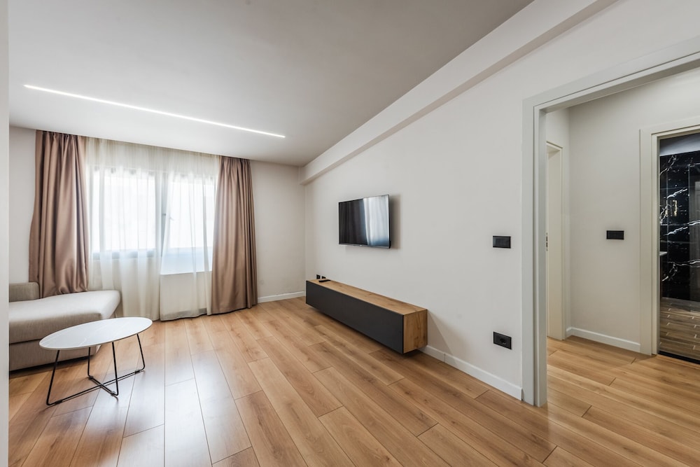 Deluxe Suite photo 1