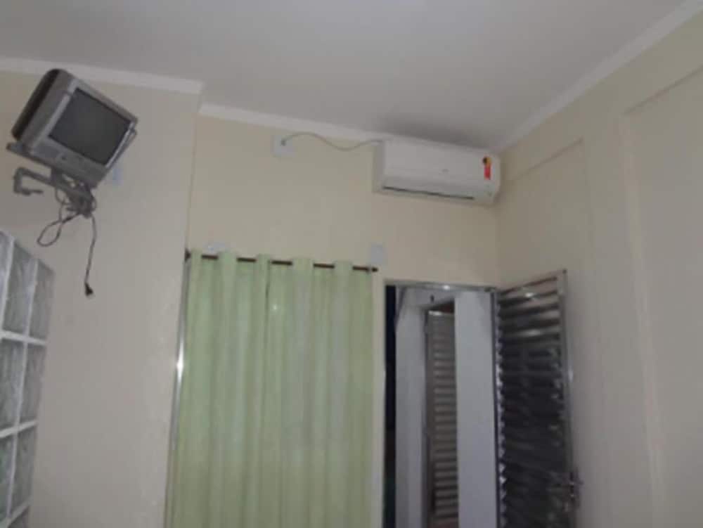 Suíte Duplo ,1 Cama Casal Ou Duas Solteiros Com Ar Condicionado - Photo 2