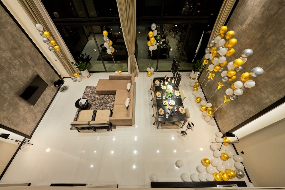 Duplex Suite - Photo 11