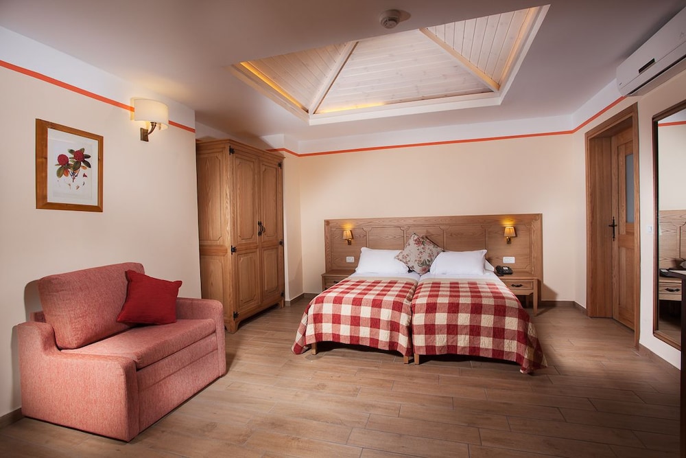 Village Superior Room photo 2