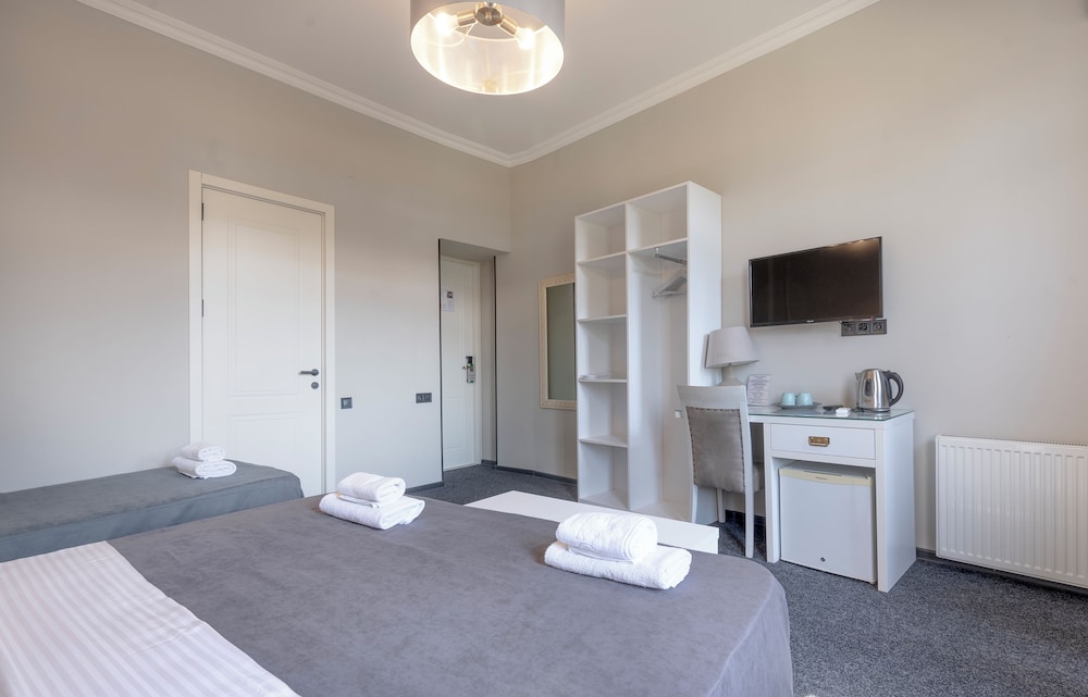 Triple Room with City View photo 2