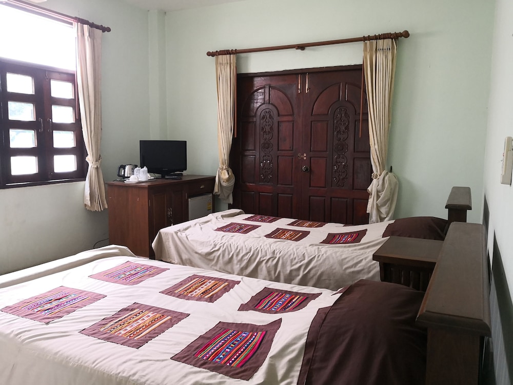 Standard Room photo 3