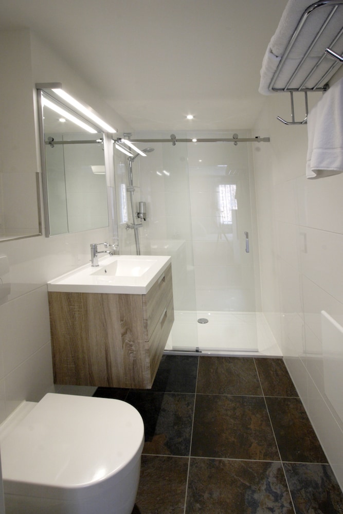 Standard Single Room, 1 Double Bed, City View photo 3