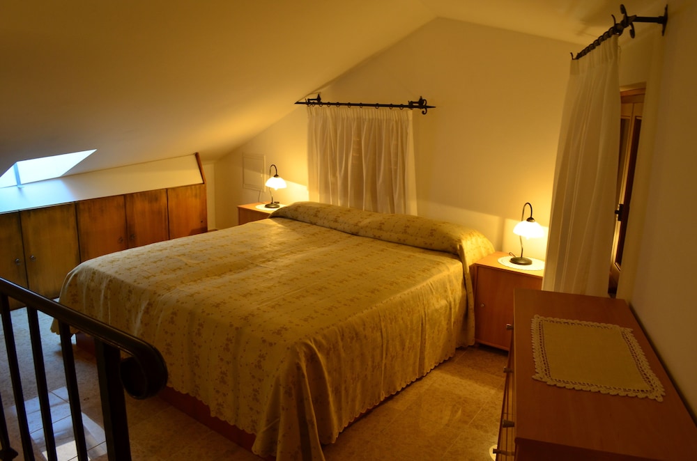 Family Residence - Villetta Garibaldi (Annex Building) photo 3