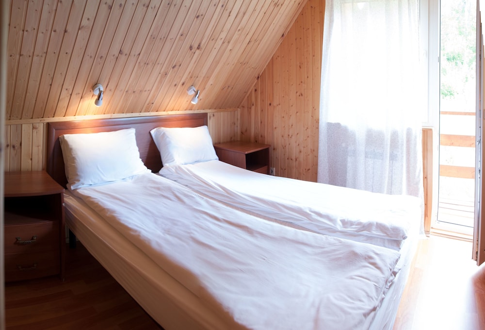 Business Cottage photo 1