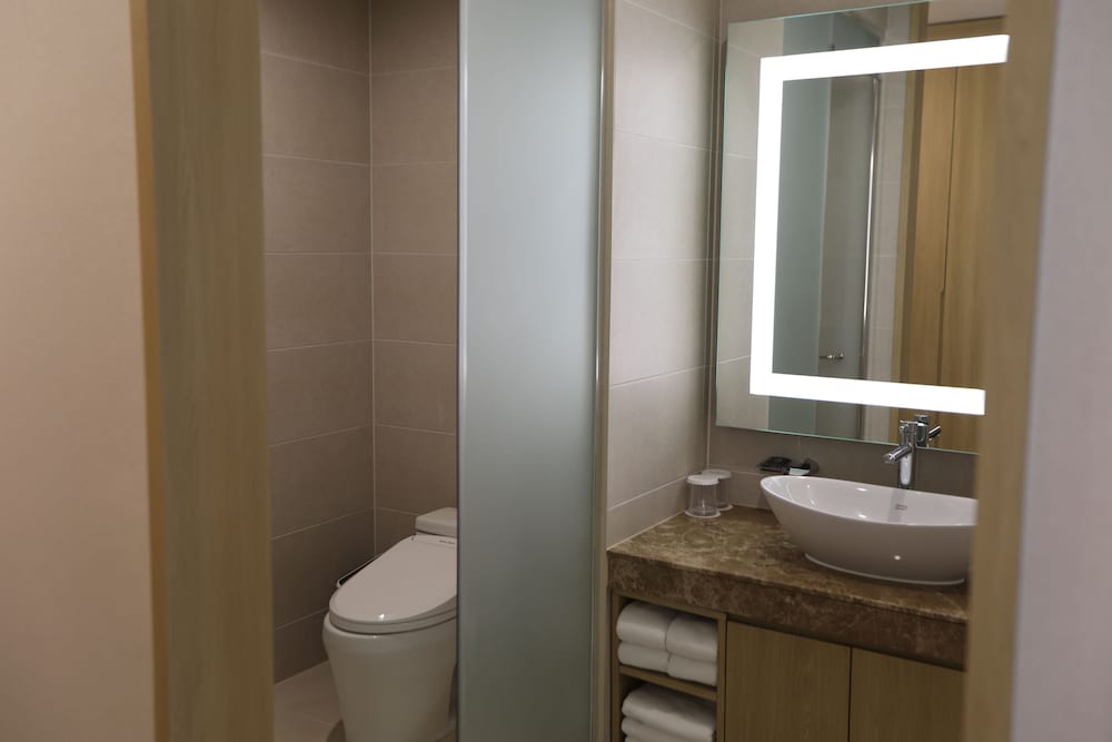 Suite, 2 Bedrooms photo 3