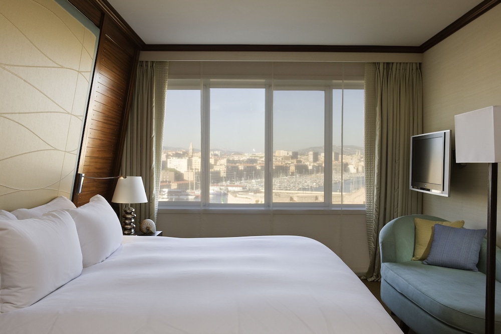 Opera Suite, 1 King Bed (Top Floor, Old Port View, Lounge, Spa and Gym Access)