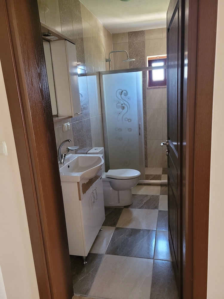 Family Apartment photo 3