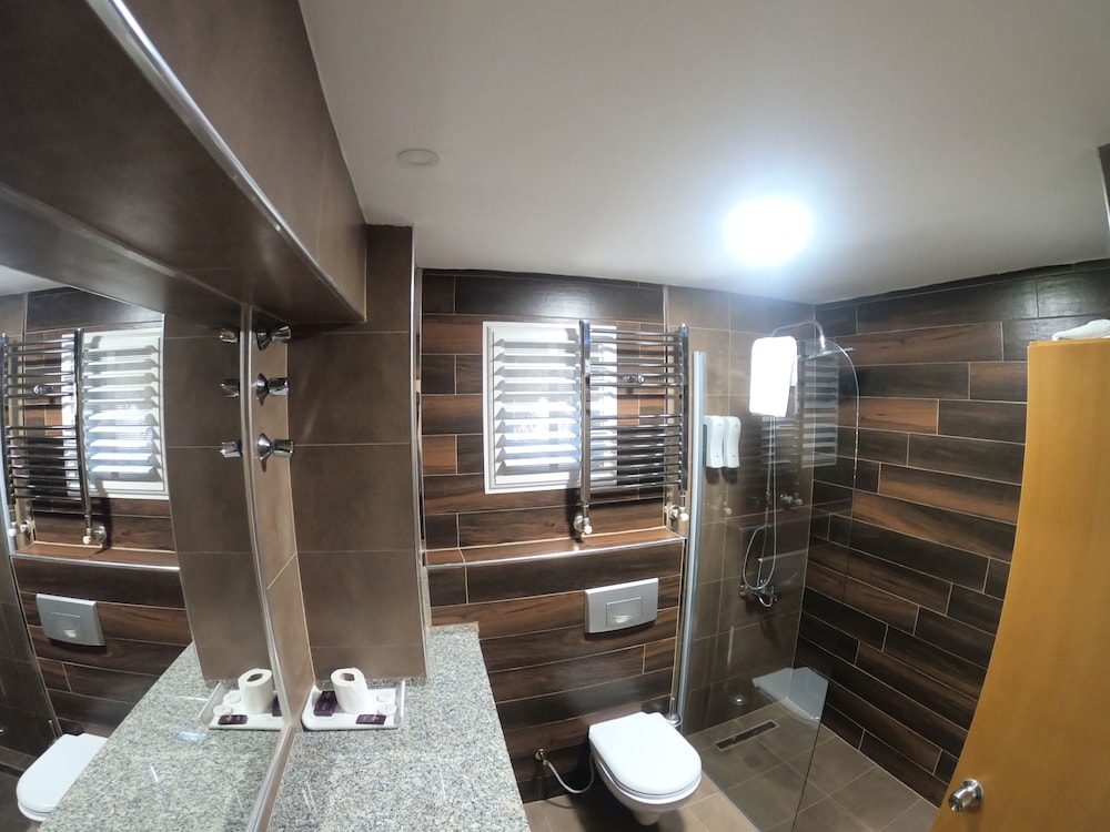Standard Triple Room - Photo 5