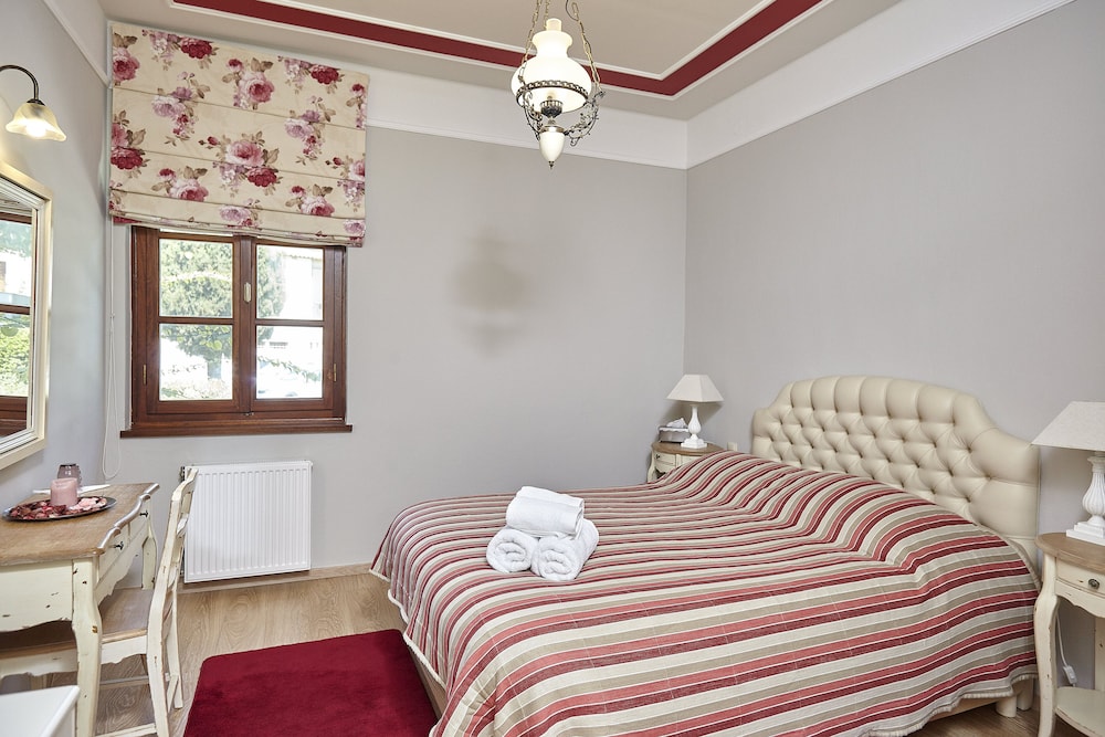 Standard Double Room (1st Floor) photo 2