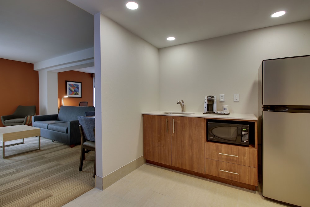 Suite, 1 King Bed with Sofa bed (Additional Living Area) photo 1