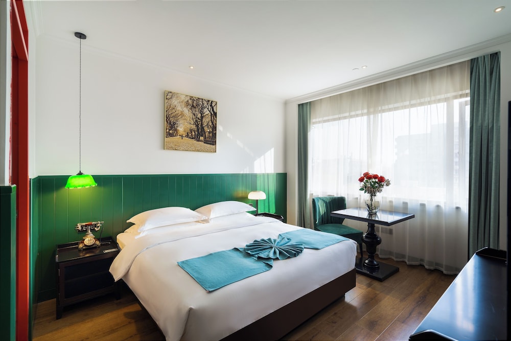 Premier Room, City View photo 1