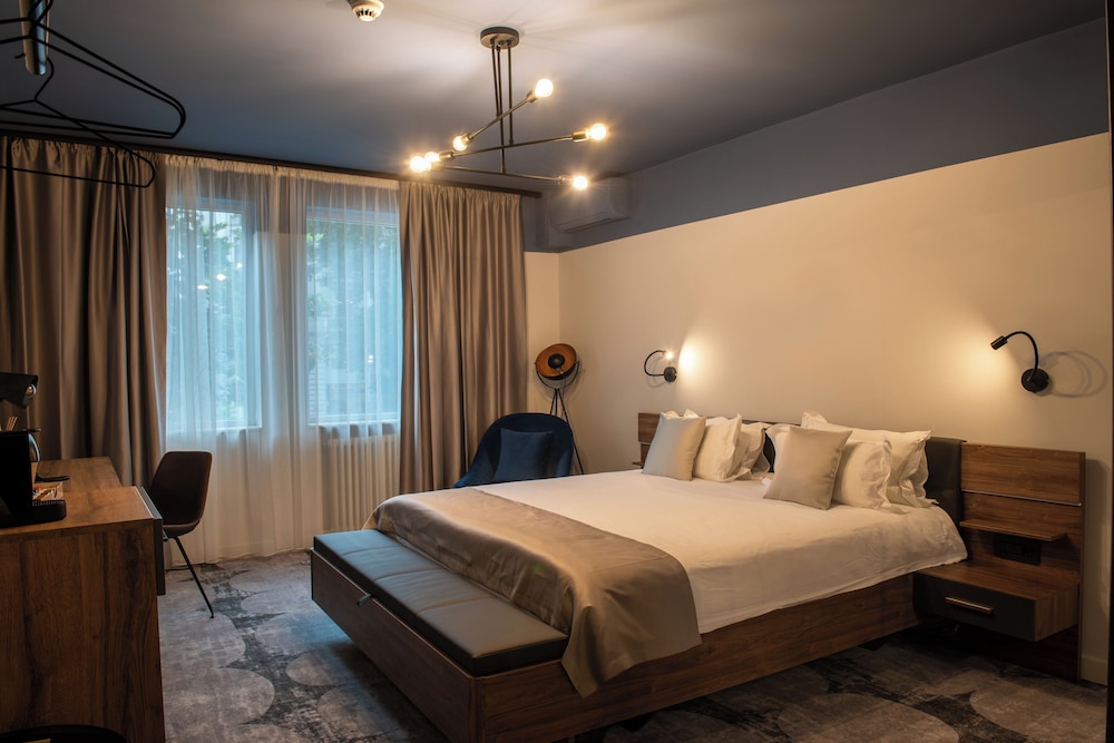 Premium Room - Photo 4