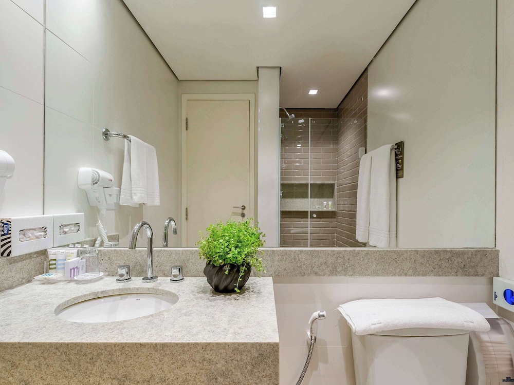 Superior Room, Multiple Beds - Photo 4