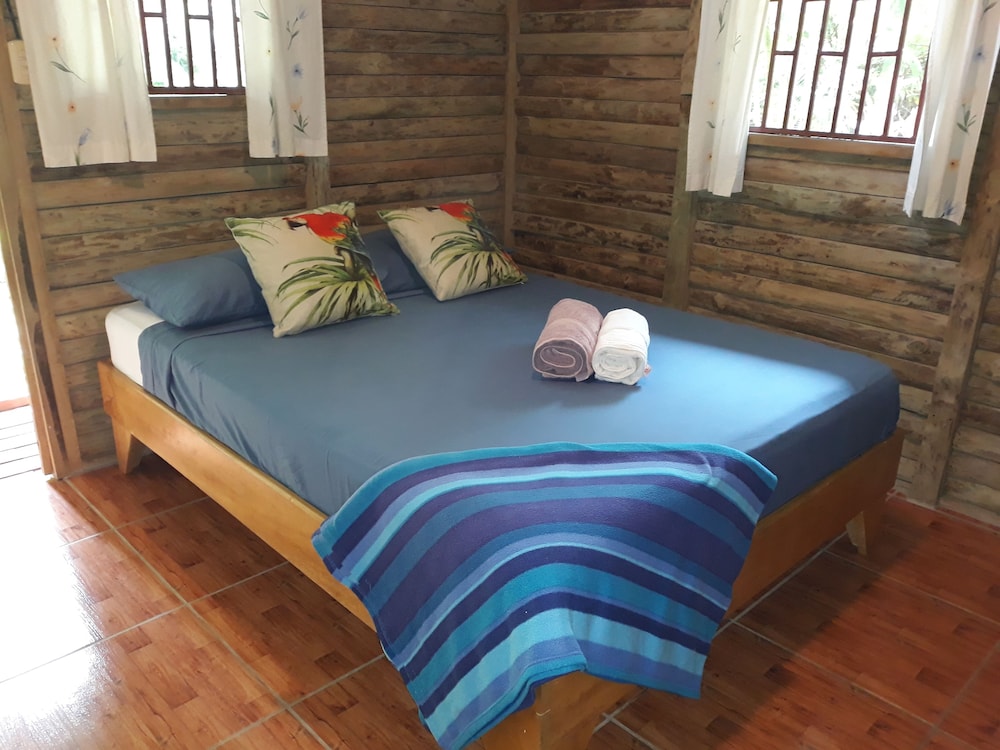 Standard Cabin, Garden View (09A)