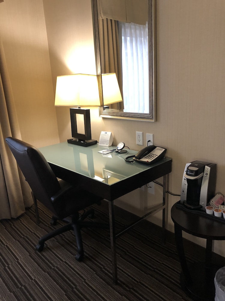 Suite, Multiple Beds - Photo 4