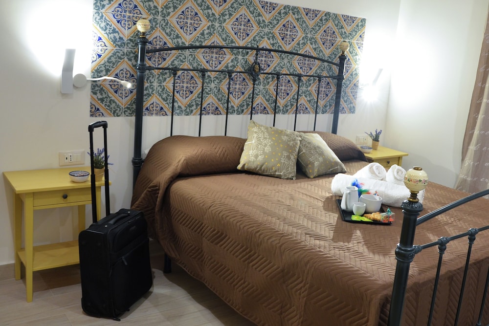 Elite Double Room, 1 Bedroom, Balcony photo 1